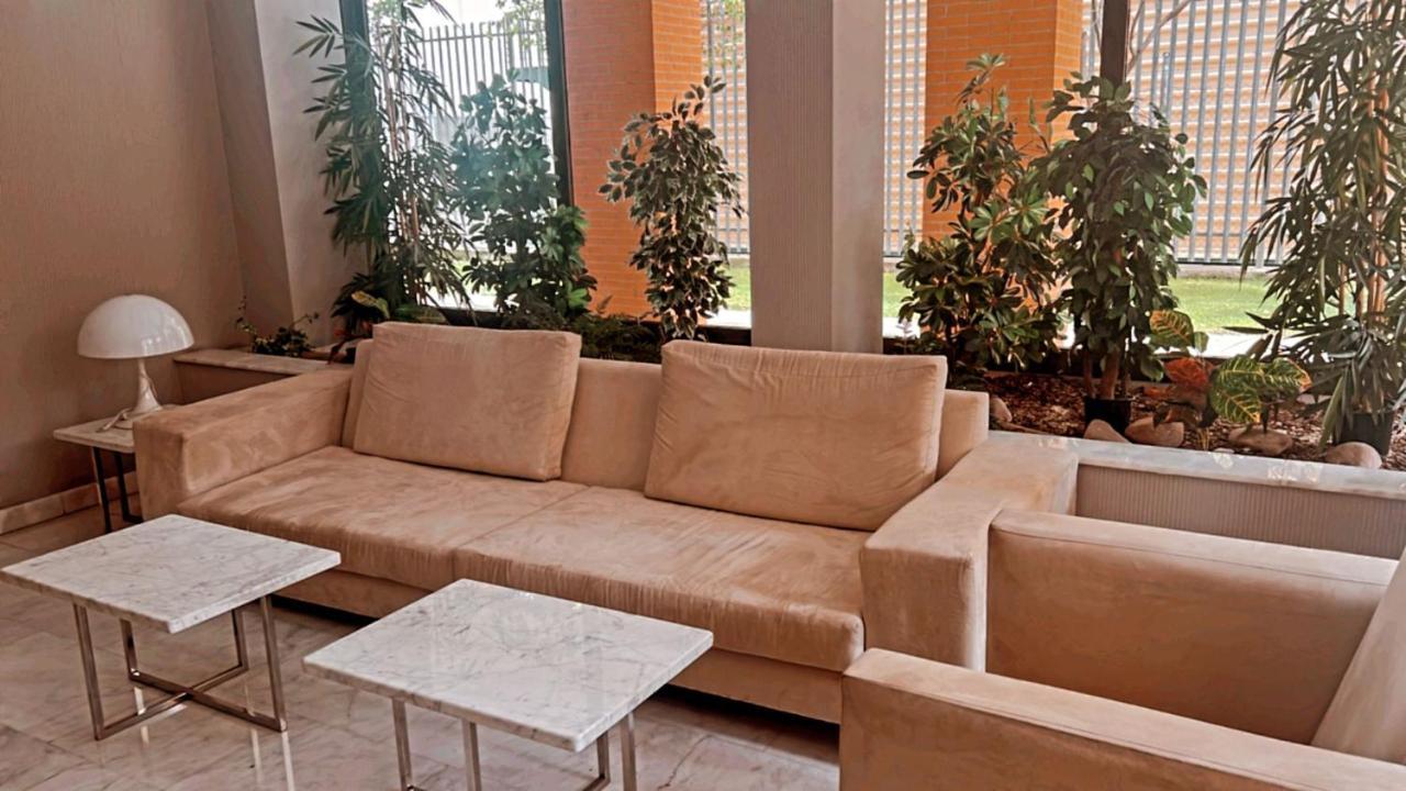 Suites Madrid Belfast 13 Ifema Airport מראה חיצוני תמונה